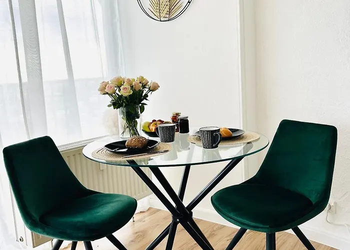Charmantes Im 25 Og Mit Aussicht Und 60 Zoll Tv Appartement