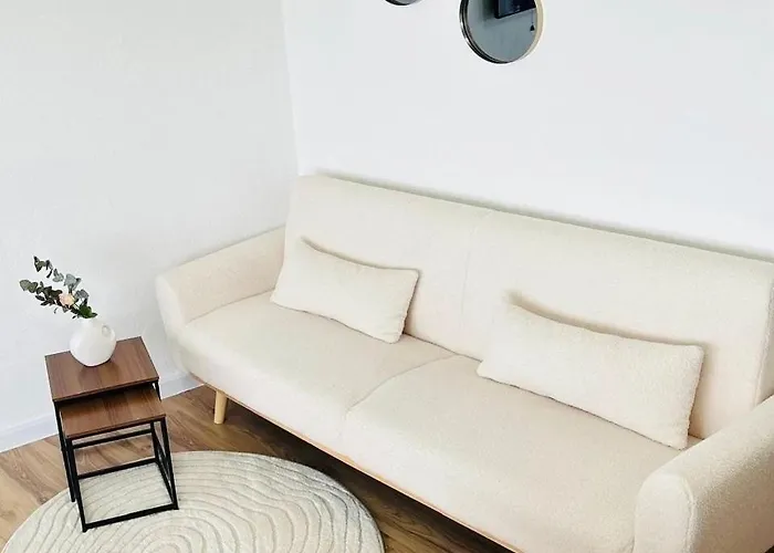 Charmantes Im 25 Og Mit Aussicht Und 60 Zoll Tv