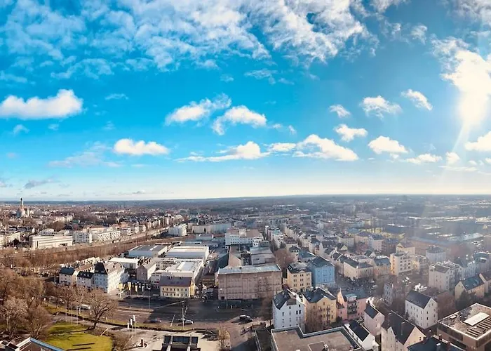 Charmantes Im 25 Og Mit Aussicht Und 60 Zoll Tv