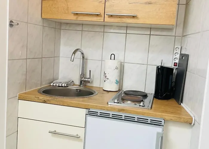 Charmantes Im 25 Og Mit Aussicht Und 60 Zoll Tv Augsburg