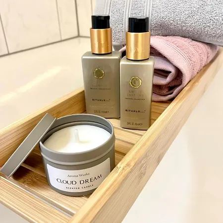 Charmantes Im 25 Og Mit Aussicht Und 60 Zoll Tv Augsbourg