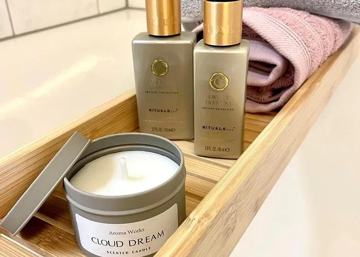 Charmantes Im 25 Og Mit Aussicht Und 60 Zoll Tv Augsbourg